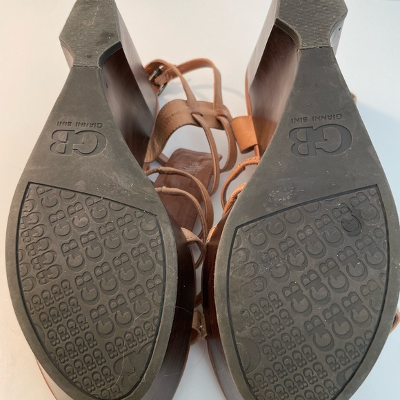 ⭐️Host Pick⭐️ Gianni Bini Sandals Size 10 - Picture 5 of 5
